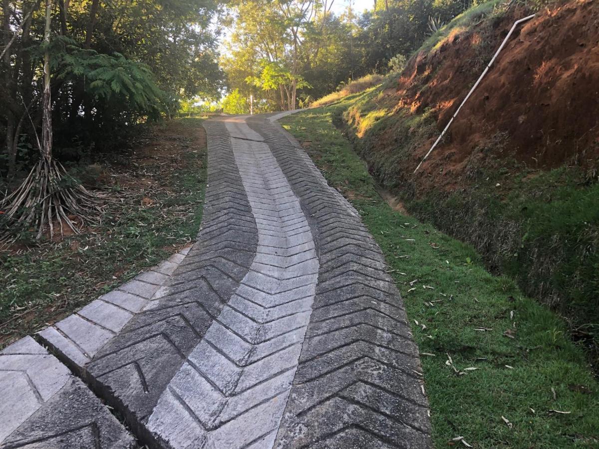 Lindo Chale Em Campinho Alojamento de Turismo Selvagem Domingos Martins
